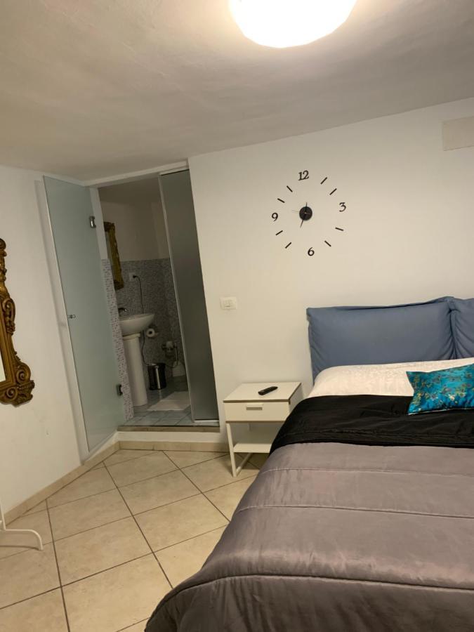 Da Walter,Holiday Home In The Centre Catania Exterior photo